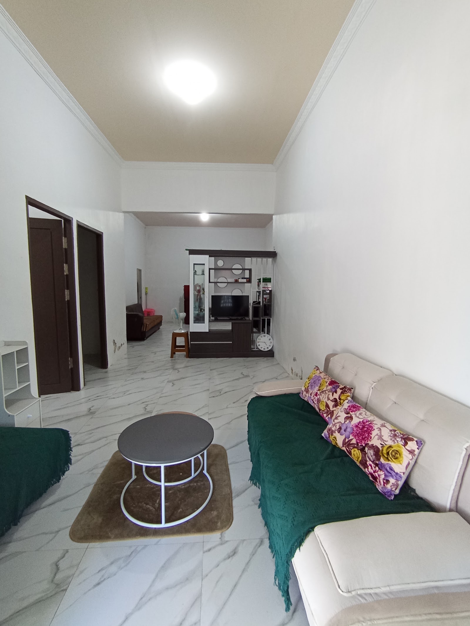 Rumah siap huni type 80 — foto 2