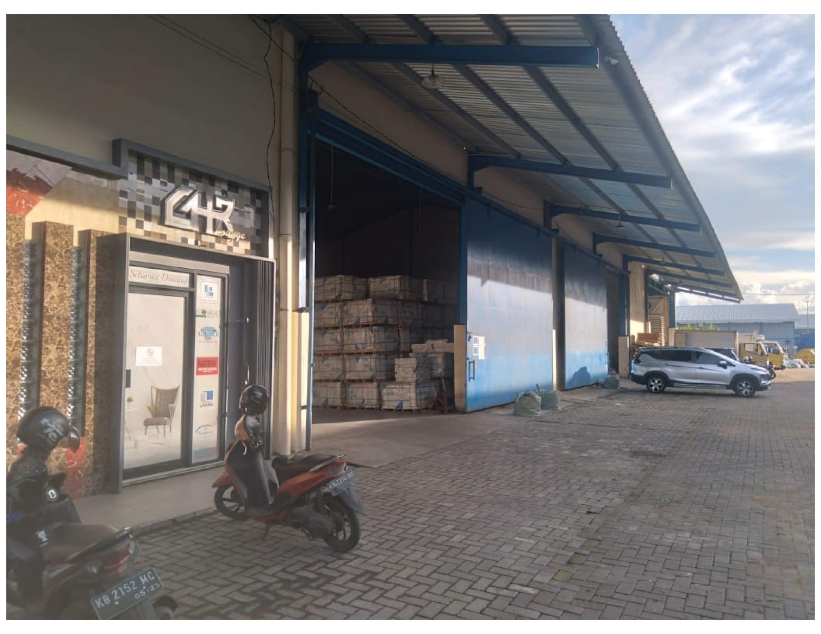 Gudang Sakura Bizpark (Unit D4,D5,D6) — foto 2